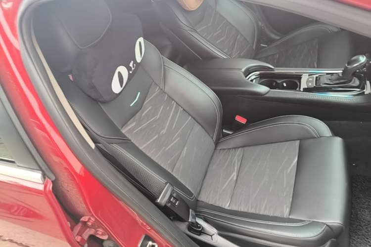 Used Cadillac ATS-L 2014 25T Comfort Model Right Front Seat