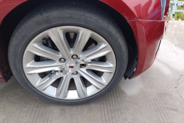 Used Cadillac ATS-L 2014 25T Comfort Model Right Front Wheel Hub