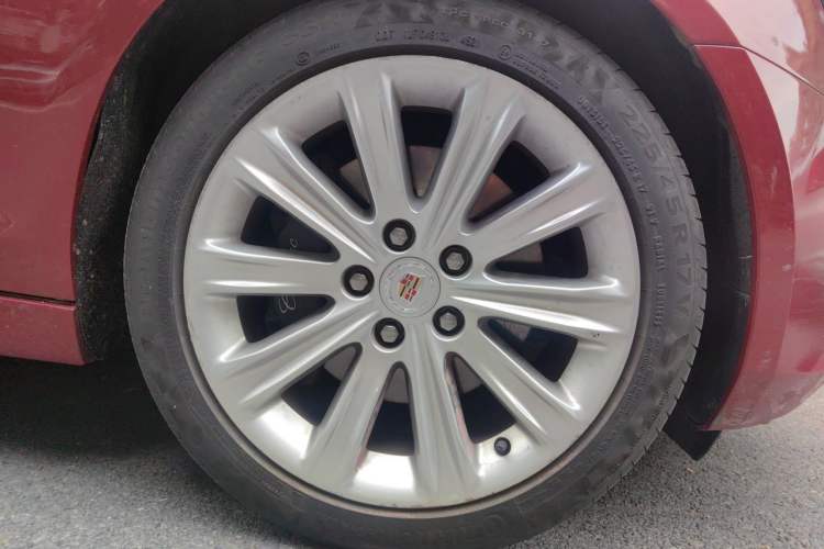Used Cadillac ATS-L 2014 25T Comfort Model Right Front Wheel Hub