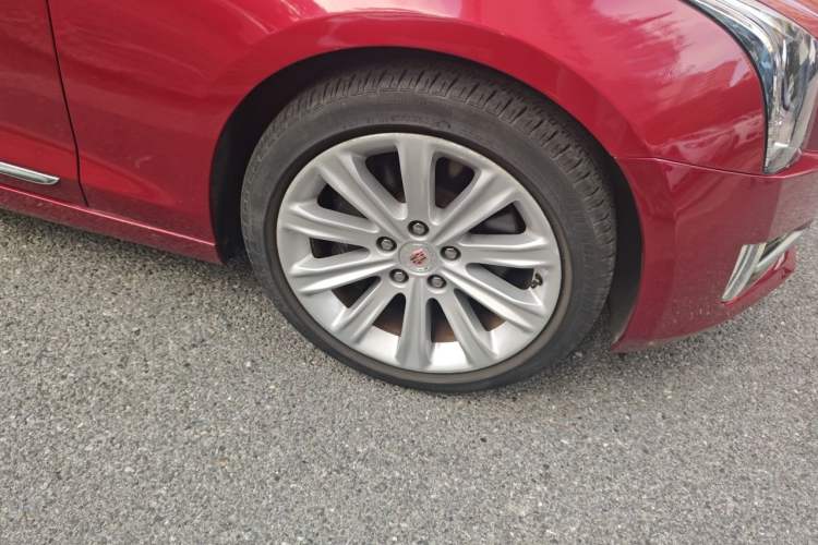 Used Cadillac ATS-L 2014 25T Fashion Edition Right Front Wheel Hub