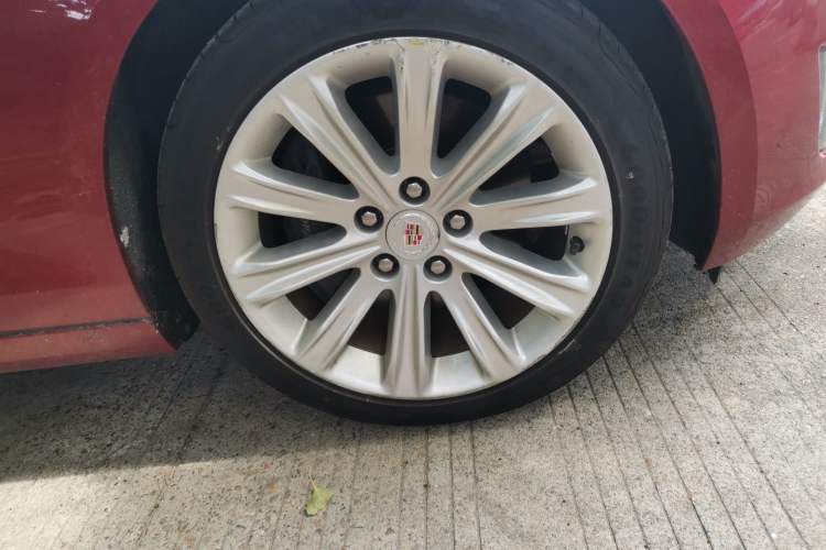 Used Cadillac ATS-L 2014 25T Fashion Edition Right Front Wheel Hub
