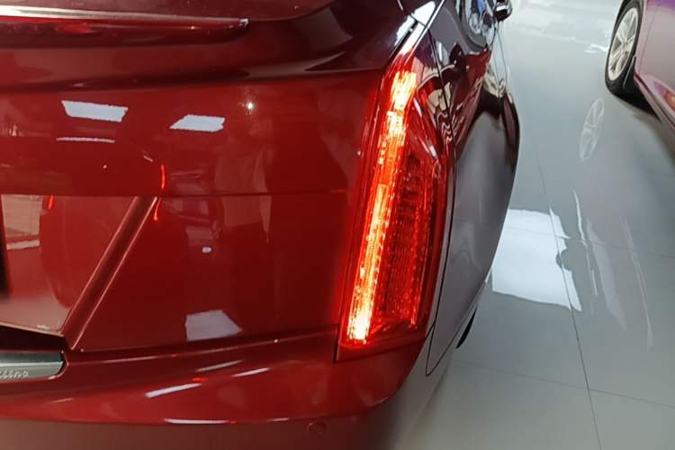 Used Cadillac ATS-L 2014 25T Comfort Model Right Rear Taillight