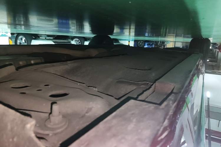 Used Cadillac ATS-L 2014 25T Comfort Model Right Side Sill