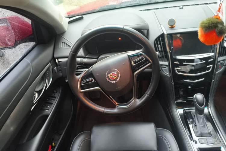 Used Cadillac ATS-L 2014 25T Comfort Model Steering Wheel