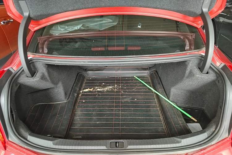 Used Cadillac ATS-L 2014 25T Comfort Model Trunk