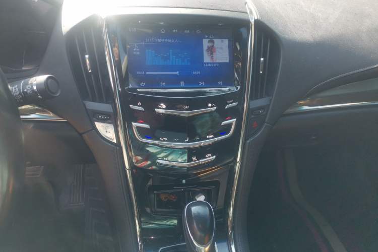 Used Cadillac ATS-L 2014 25T Comfort Model Audio And AC Panel