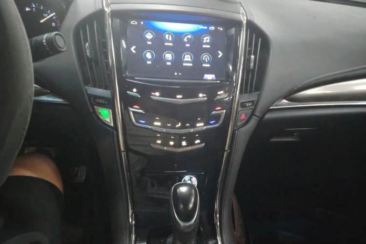 Used Cadillac ATS-L 2014 25T Comfort Model Audio And AC Panel