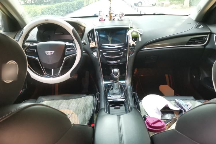 Used Cadillac ATS-L 2014 25T Comfort Model Center Console
