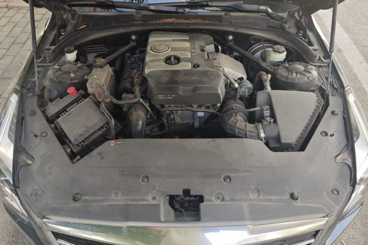 Used Cadillac ATS-L 2014 25T Comfort Model Engine Bay