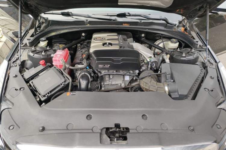 Used Cadillac ATS-L 2014 25T Comfort Model Engine Bay