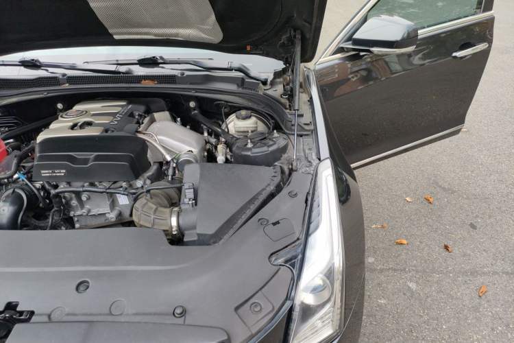 Used Cadillac ATS-L 2014 25T Comfort Model Engine Bay Left