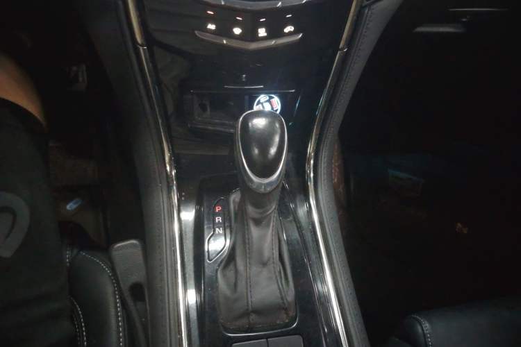 Used Cadillac ATS-L 2014 25T Comfort Model Gear Lever