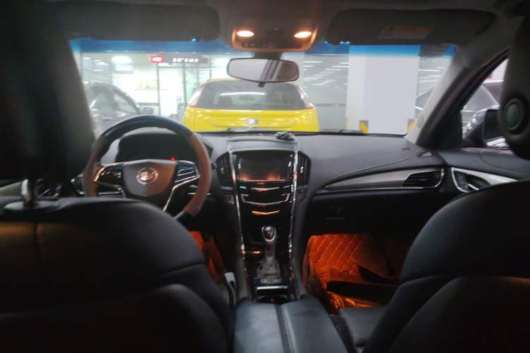 Used Cadillac ATS-L 2014 25T Comfort Model Headliner