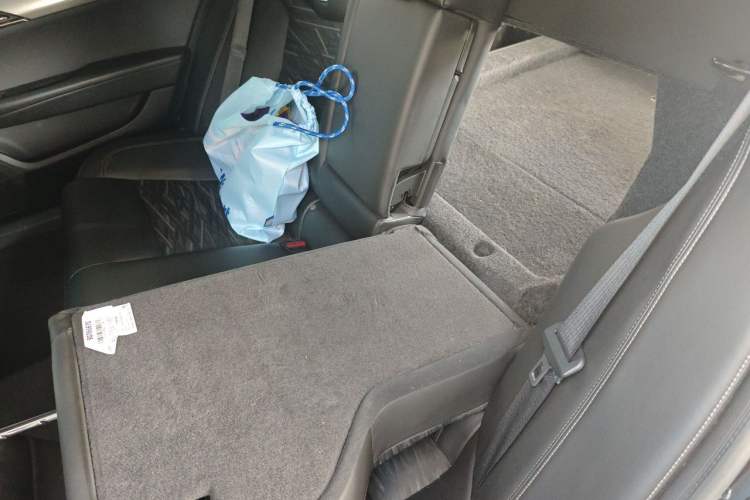 Used Cadillac ATS-L 2014 25T Comfort Model Left Rear Seat