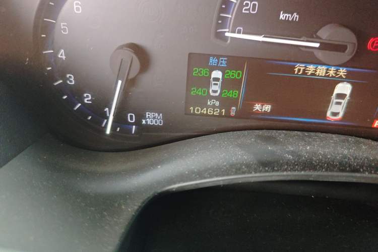 Used Cadillac ATS-L 2014 25T Comfort Model Odometer Close Up