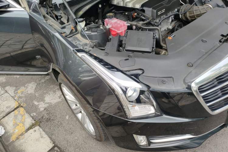 Used Cadillac ATS-L 2014 25T Comfort Model Right Front Headlight