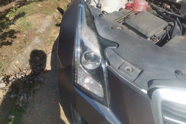 Used Cadillac ATS-L 2014 25T Comfort Model Right Front Headlight