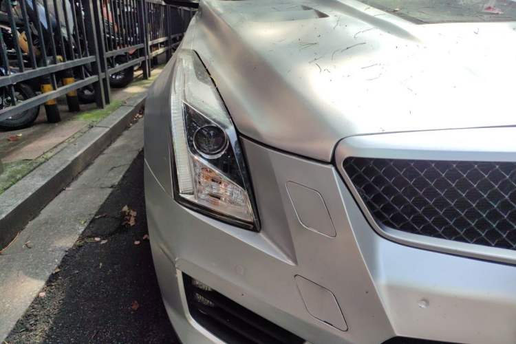 Used Cadillac ATS-L 2014 28T Leading Model Right Front Headlight