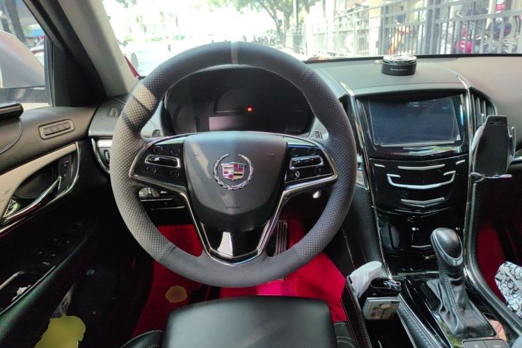 Used Cadillac ATS-L 2014 28T Leading Model Steering Wheel