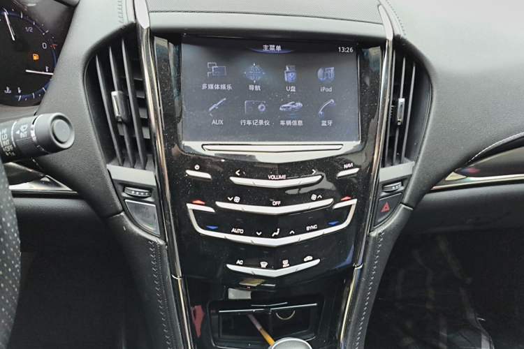 Used Cadillac ATS-L 2014 25T Comfort Model Audio And AC Panel
