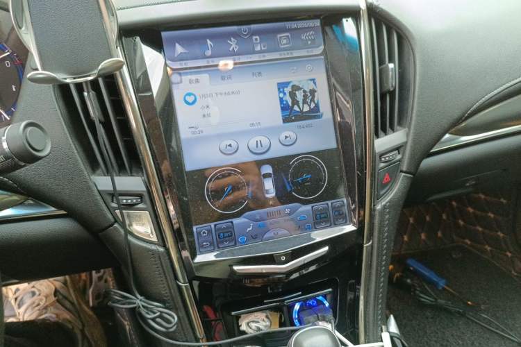 Used Cadillac ATS-L 2014 25T Comfort Model Audio And AC Panel