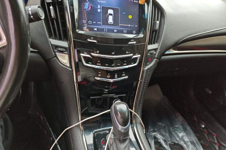 Used Cadillac ATS-L 2014 25T Comfort Model Audio And AC Panel
