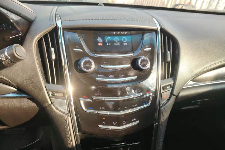 Used Cadillac ATS-L 2014 25T Comfort Model Audio And AC Panel