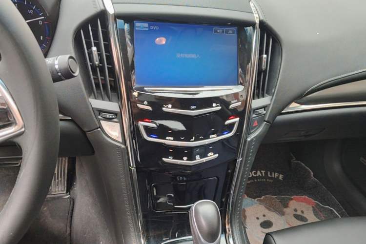Used Cadillac ATS-L 2014 25T Comfort Model Audio And AC Panel