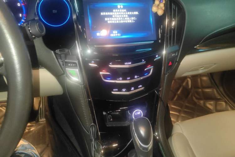 Used Cadillac ATS-L 2014 28T Elite Edition Audio And AC Panel