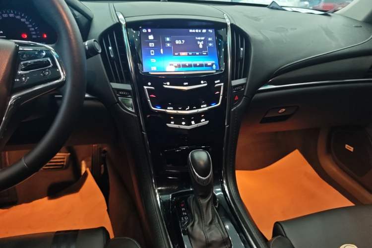Used Cadillac ATS-L 2014 25T Comfort Model Audio And AC Panel