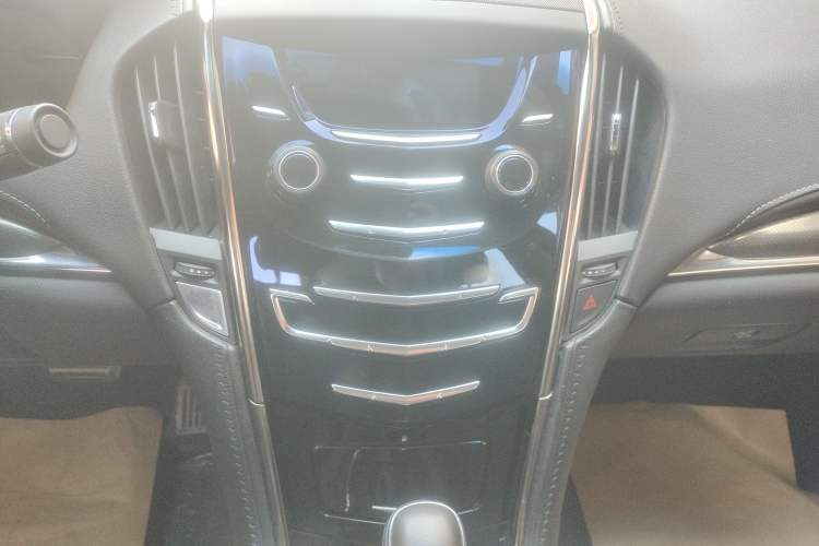 Used Cadillac ATS-L 2014 25T Comfort Model Audio And AC Panel