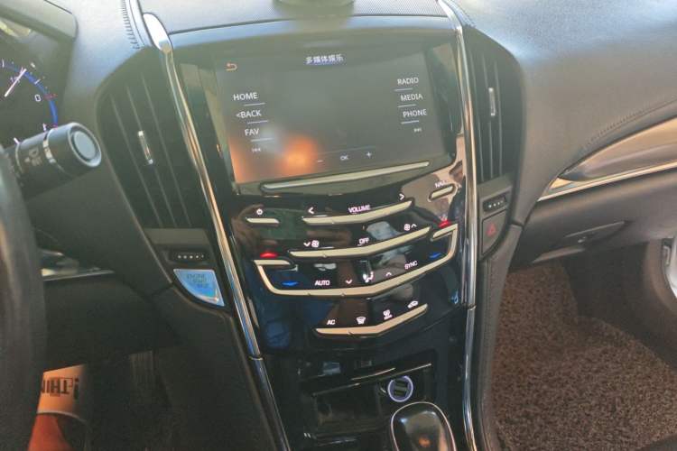 Used Cadillac ATS-L 2014 25T Comfort Model Audio And AC Panel