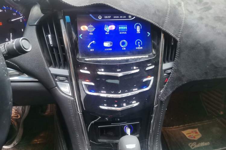 Used Cadillac ATS-L 2014 25T Comfort Model Audio And AC Panel