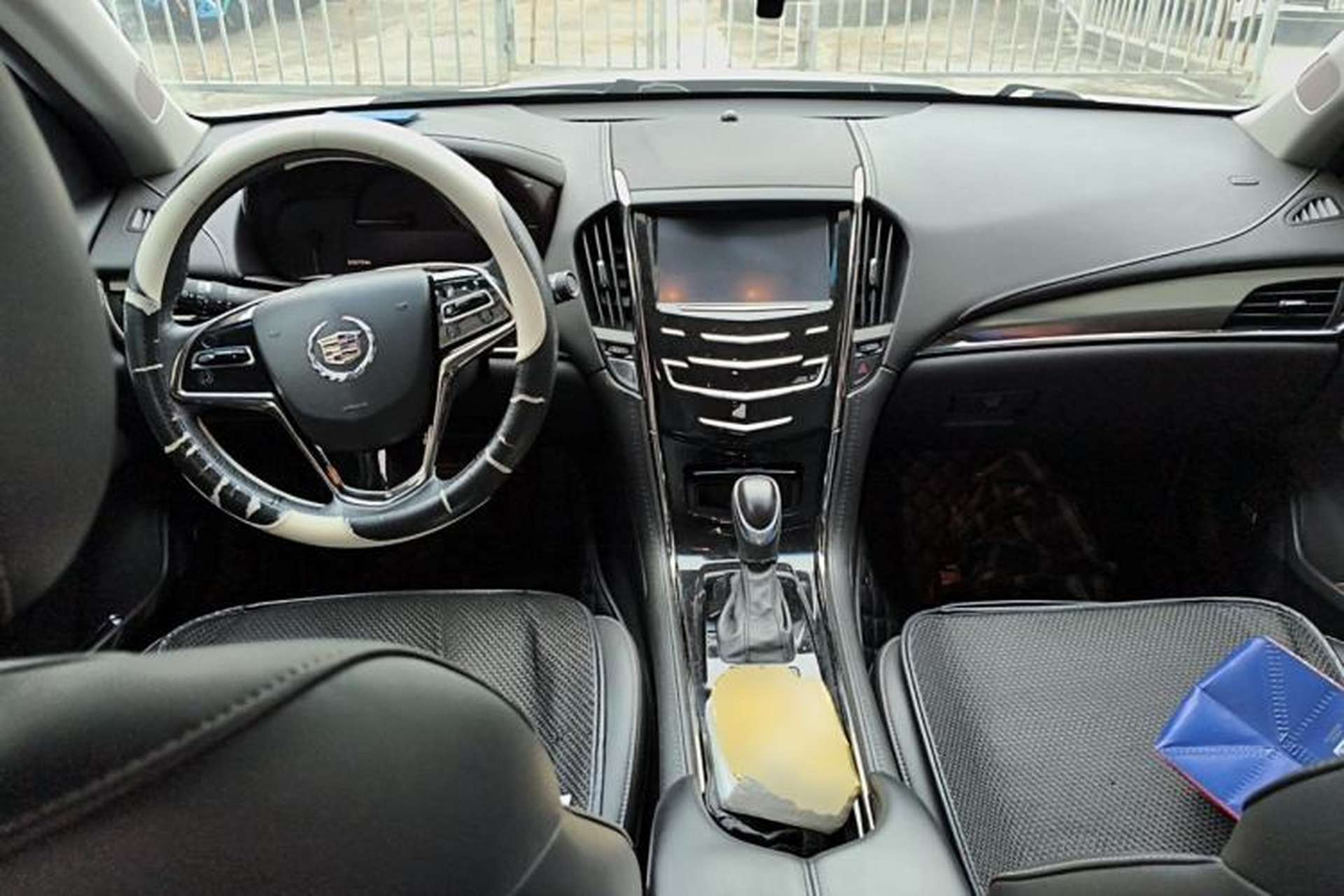 Used Cadillac ATS-L 2014 25T Comfort Model Center Console