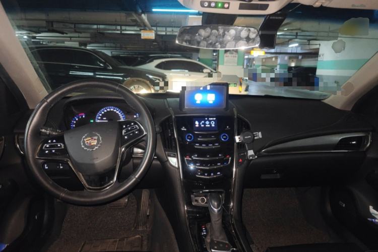 Used Cadillac ATS-L 2014 25T Comfort Model Center Console