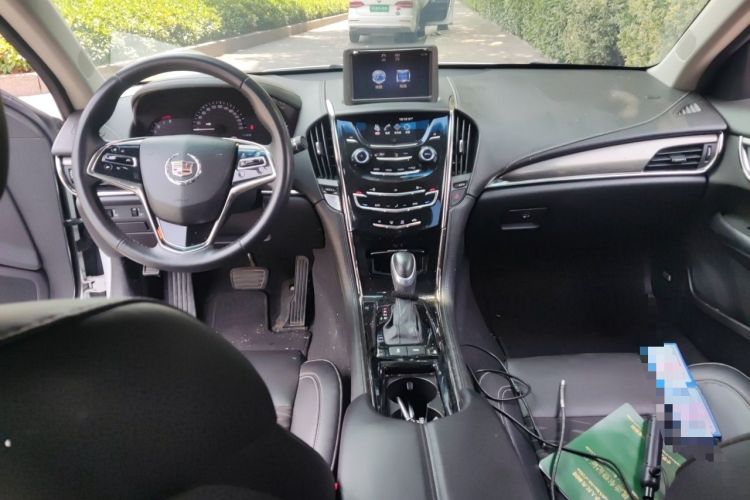 Used Cadillac ATS-L 2014 25T Comfort Model Center Console