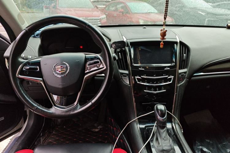 Used Cadillac ATS-L 2014 25T Comfort Model Center Console
