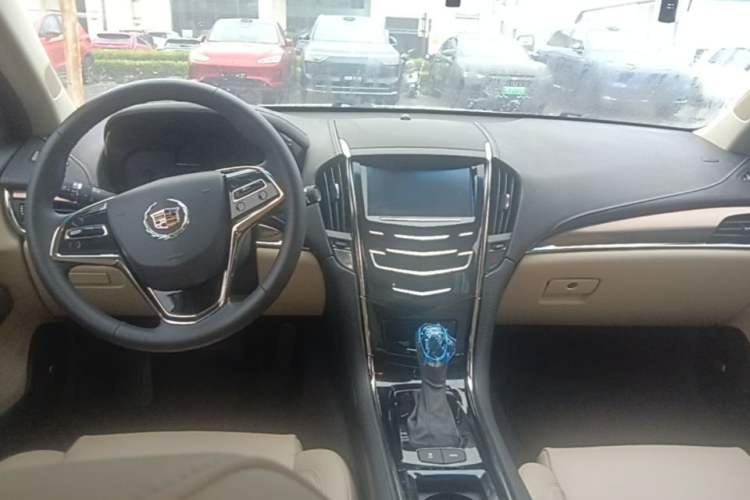 Used Cadillac ATS-L 2014 25T Comfort Model Center Console