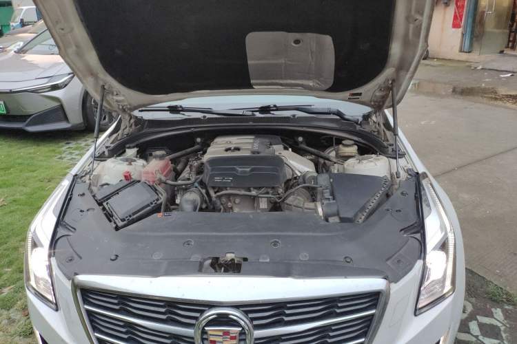 Used Cadillac ATS-L 2014 28T Elite Edition Engine Bay