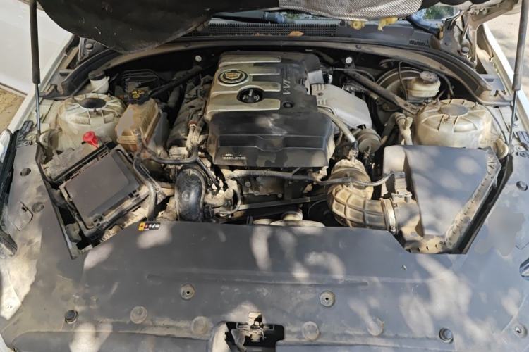 Used Cadillac ATS-L 2014 25T Comfort Model Engine Bay