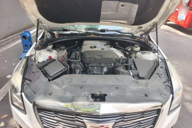 Used Cadillac ATS-L 2014 25T Comfort Model Engine Bay