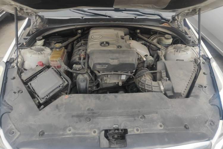 Used Cadillac ATS-L 2014 25T Comfort Model Engine Bay