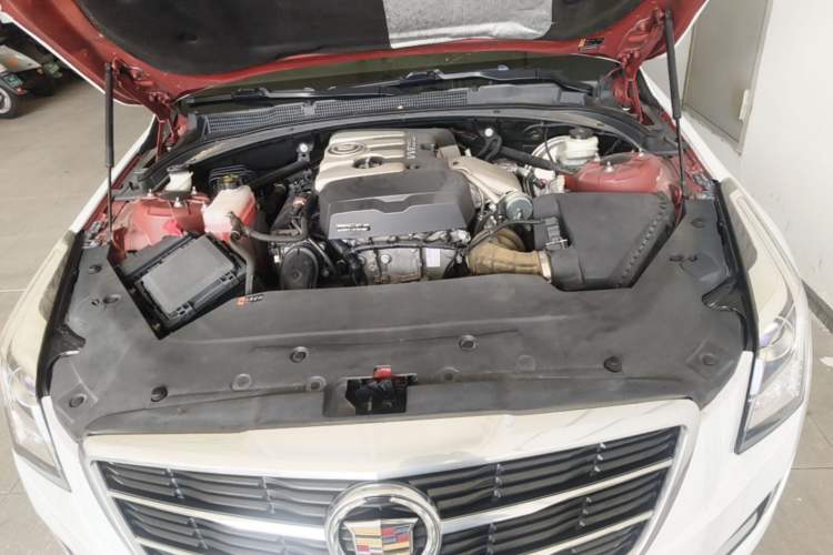 Used Cadillac ATS-L 2014 25T Comfort Model Engine Bay