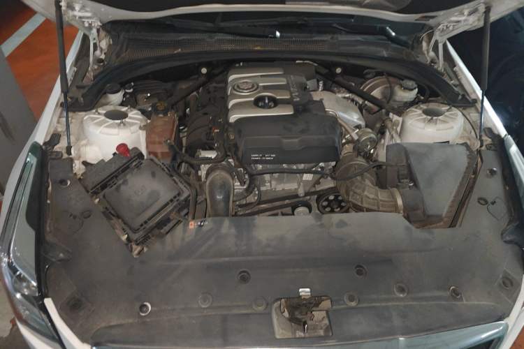 Used Cadillac ATS-L 2014 25T Comfort Model Engine Bay