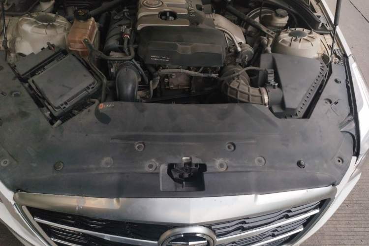 Used Cadillac ATS-L 2014 25T Comfort Model Engine Bay