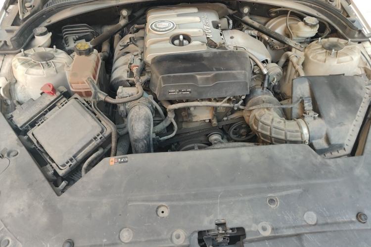 Used Cadillac ATS-L 2014 25T Comfort Model Engine Bay