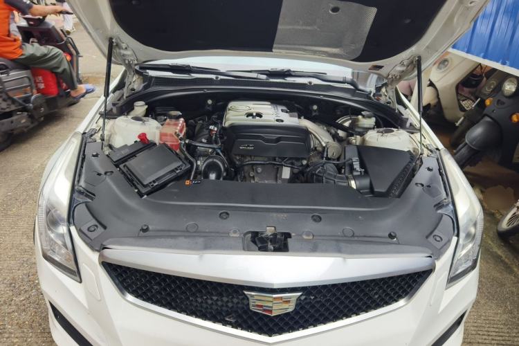 Used Cadillac ATS-L 2014 25T Comfort Model Engine Bay