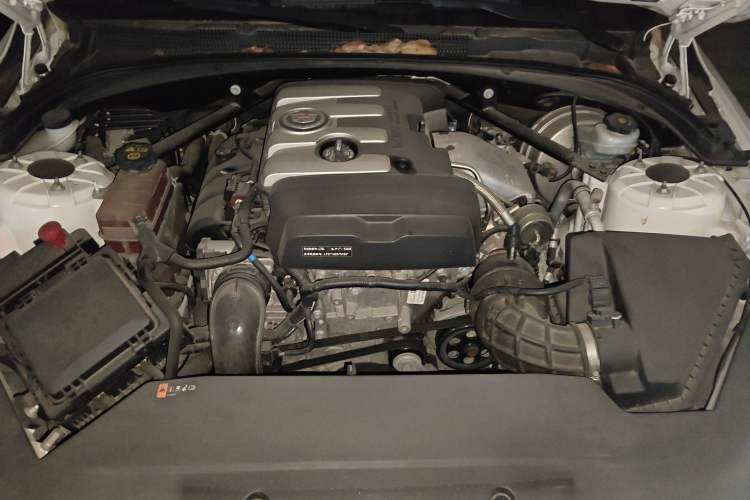 Used Cadillac ATS-L 2014 25T Comfort Model Engine Bay