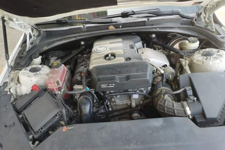 Used Cadillac ATS-L 2014 25T Comfort Model Engine Bay