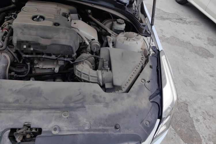 Used Cadillac ATS-L 2014 25T Comfort Model Engine Bay Left